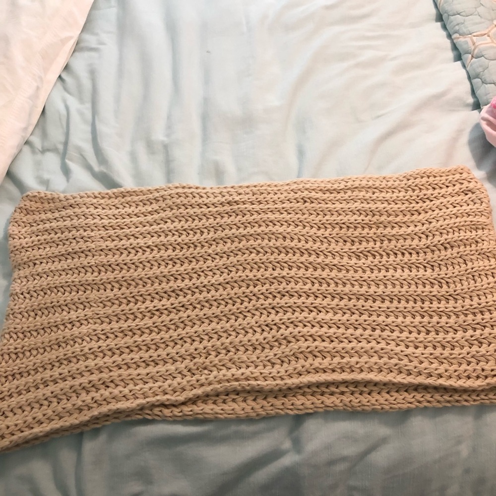 Steve Madden Chunky Knit Infinity Scarf